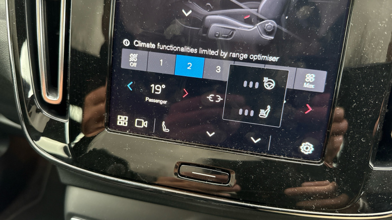 Volvo EC40 175kW Plus 69kWh 5dr Auto Electric Estate